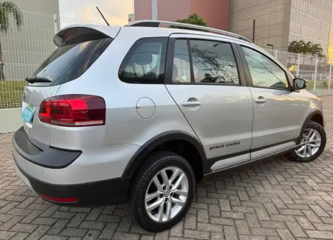 VOLKSWAGEN Space Cross 1.6 4P FLEX, Foto 9
