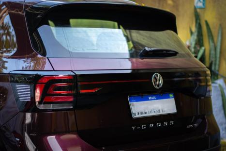 VOLKSWAGEN T-Cross 1.4 4P 250 TSI FLEX HIGHLINE AUTOM�TICO, Foto 8