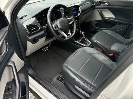VOLKSWAGEN T-Cross 1.4 4P 250 TSI FLEX HIGHLINE AUTOM�TICO, Foto 9