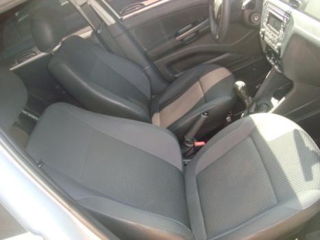 VOLKSWAGEN Voyage 1.6 4P FLEX, Foto 4