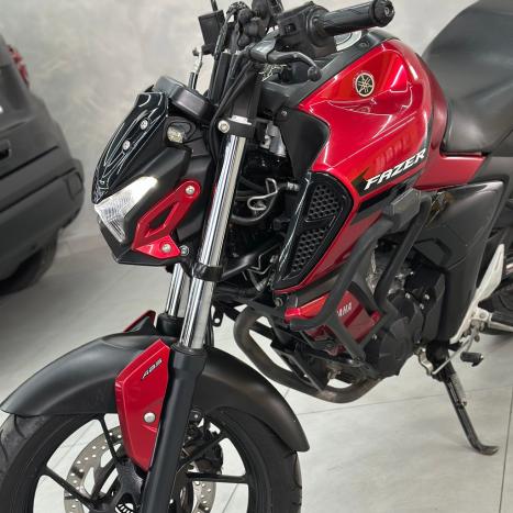 YAMAHA FZ 15 Fazer ABS, Foto 7