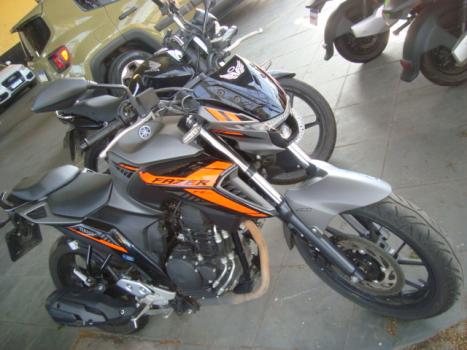 YAMAHA FZ 25 250 Fazer Flex , Foto 1