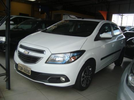 CHEVROLET Onix Hatch 1.4 4P FLEX LTZ, Foto 2