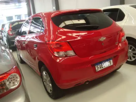 CHEVROLET Onix Hatch 1.0 4P FLEX LS, Foto 2