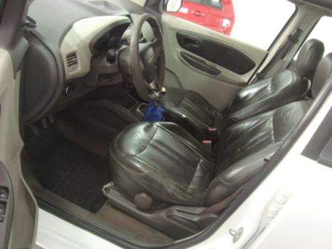 CHEVROLET Spin 1.8 4P FLEX LT, Foto 2