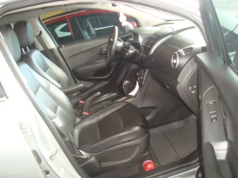 CHEVROLET Tracker 1.8 16V 4P FLEX LTZ AUTOMTICO, Foto 3
