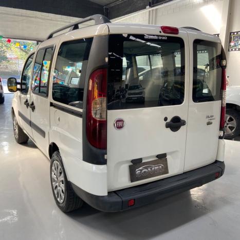 FIAT Doblo 1.8 16V 4P FLEX ESSENCE 7 LUGARES, Foto 4