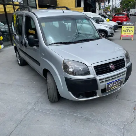 FIAT Doblo 1.8 16V 4P FLEX ESSENCE 7 LUGARES, Foto 4