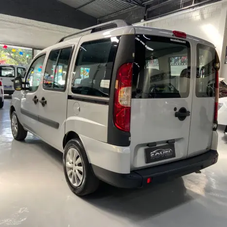FIAT Doblo 1.8 16V 4P FLEX ESSENCE 7 LUGARES, Foto 4