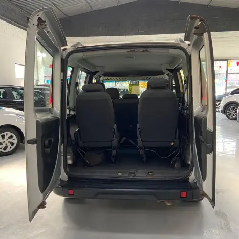 FIAT Doblo 1.8 16V 4P FLEX ESSENCE 7 LUGARES, Foto 6