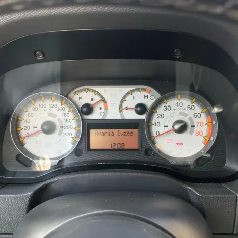 FIAT Idea 1.8 16V 4P ADVENTURE FLEX, Foto 18