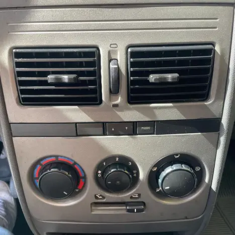 FIAT Idea 1.8 16V 4P ADVENTURE FLEX, Foto 21
