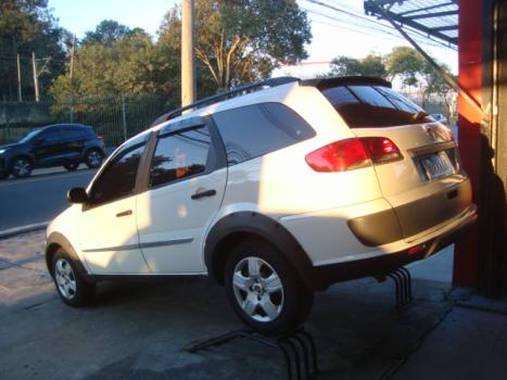 FIAT Palio Weekend 1.6 16V 4P TREKKING, Foto 2