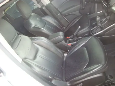 FIAT Toro 2.0 16V 4P VOLCANO 4WD TURBO DIESEL AUTOMTICO, Foto 5