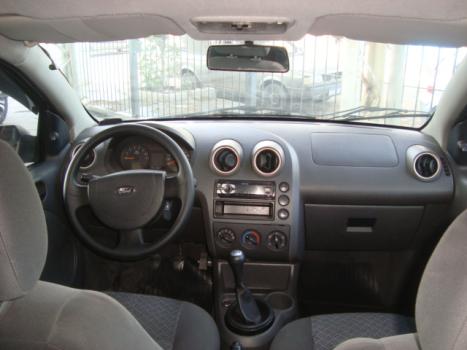FORD Fiesta Sedan 1.6 4P FLEX, Foto 3