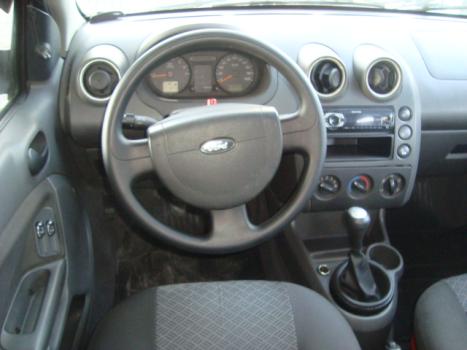 FORD Fiesta Sedan 1.6 4P FLEX, Foto 4