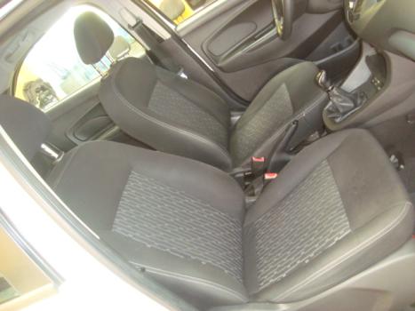 FORD Ka Hatch 1.5 12V 4P TI-VCT SE FLEX, Foto 4