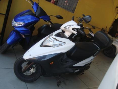 HAOJUE Lindy 125 , Foto 2