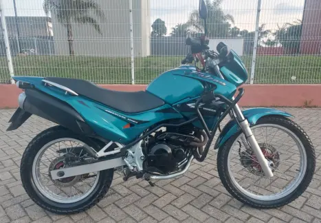 HONDA NX Falcon 400, Foto 5