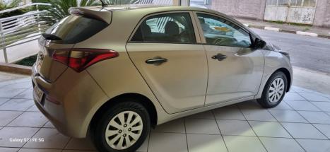 HYUNDAI HB 20 Hatch 1.0 12V 4P FLEX UNIQUE, Foto 5