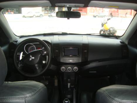 MITSUBISHI Outlander 3.0 V6 24V 4P 4X4 AUTOMTICO, Foto 6