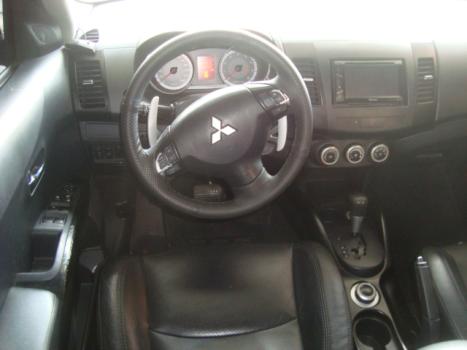 MITSUBISHI Outlander 3.0 V6 24V 4P 4X4 AUTOMTICO, Foto 7