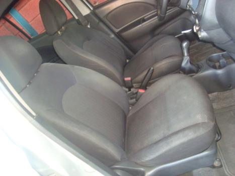 NISSAN March 1.0 12V 4P S FLEX, Foto 4
