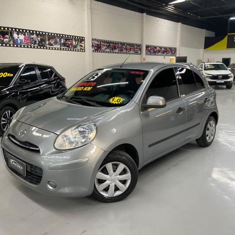 NISSAN March 1.0 12V 4P S FLEX, Foto 1