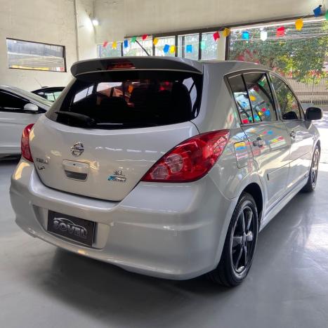 NISSAN Tiida Hatch 1.8 16V 4P SL FLEX AUTOMTICO, Foto 5
