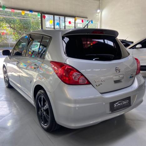 NISSAN Tiida Hatch 1.8 16V 4P SL FLEX AUTOMTICO, Foto 6