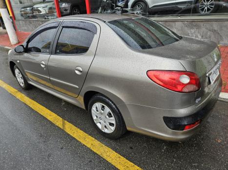 PEUGEOT 207 Sedan 1.4 4P PASSION XR FLEX, Foto 6