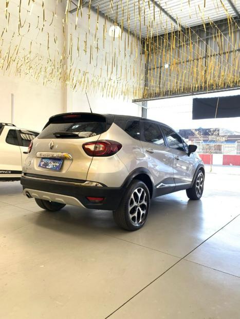 RENAULT Captur 1.6 16V 4P FLEX SCE INTENSE X-TRONIC CVT, Foto 3