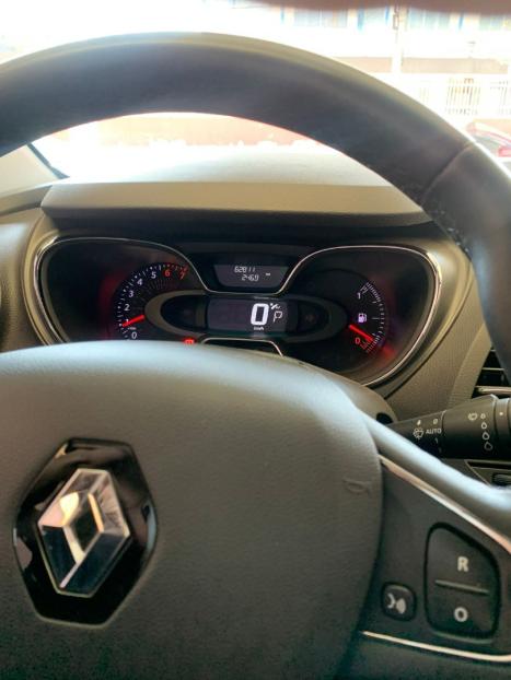 RENAULT Captur 1.6 16V 4P FLEX SCE INTENSE X-TRONIC CVT, Foto 1