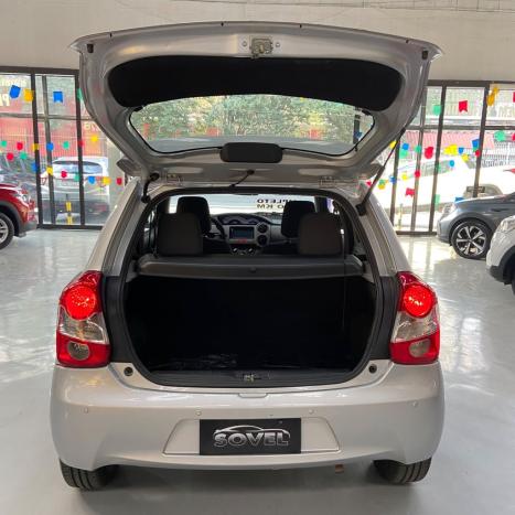 TOYOTA Etios Hatch 1.5 16V 4P FLEX XLS, Foto 6