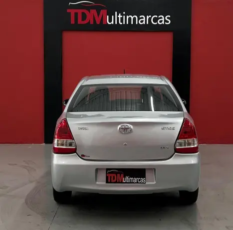 TOYOTA Etios Sedan 1.3 16V 4P FLEX X, Foto 5