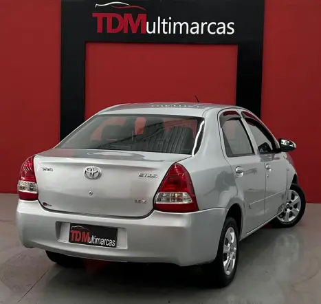 TOYOTA Etios Sedan 1.3 16V 4P FLEX X, Foto 6