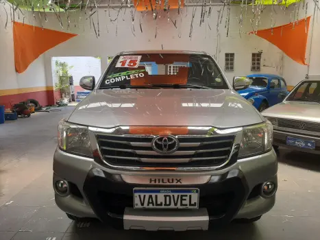 TOYOTA Hilux Caminhonete 2.7 16V 4P SRV CABINE DUPLA, Foto 1