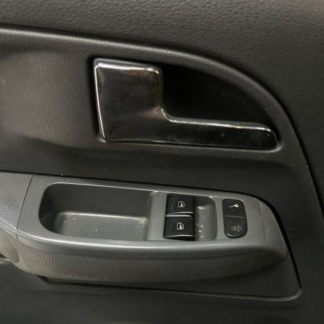 VOLKSWAGEN Fox 1.6 PLUS, Foto 9