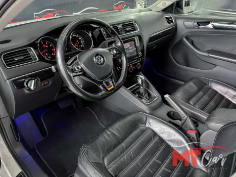 VOLKSWAGEN Jetta 2.0 4P TSI HIGHLINE 211 CV AUTOMTICO, Foto 10