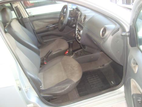 VOLKSWAGEN Voyage 1.0 4P FLEX, Foto 3