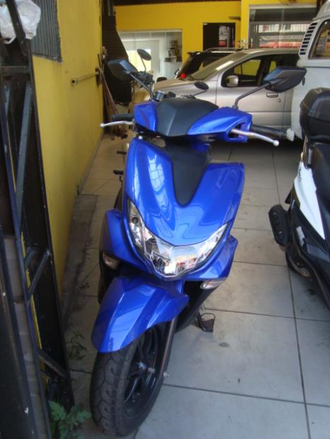 YAMAHA Fluo 125 ABS, Foto 2