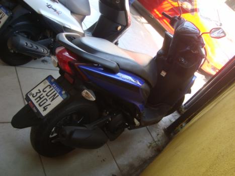 YAMAHA Fluo 125 ABS, Foto 3