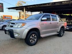 TOYOTA Hilux Caminhonete 3.0 16V 4P 4X4 SRV TURBO DIESEL