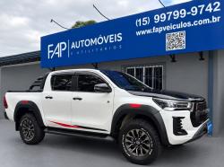 TOYOTA Hilux Caminhonete 2.8 16V GR SPORT 4X4 TURBO DIESEL CABINE DUPLA AUTOMÁTICO