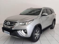 TOYOTA Hilux SW4 2.7 16V 4P SR AUTOMTICO