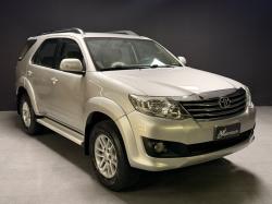 TOYOTA Hilux SW4 2.7 16V 4P SR AUTOM�TICO