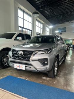 TOYOTA Hilux SW4 2.8 16V 4P SRX 4X4 7 LUGARES TURBO DIESEL AUTOM�TICO