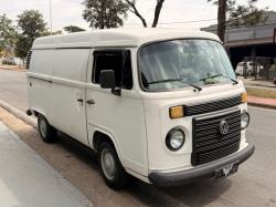 VOLKSWAGEN Kombi Furg�o 1.4 FLEX