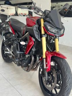 YAMAHA MT-09 850 ABS