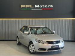 KIA Cerato Sedan 1.6 16V 4P E.283